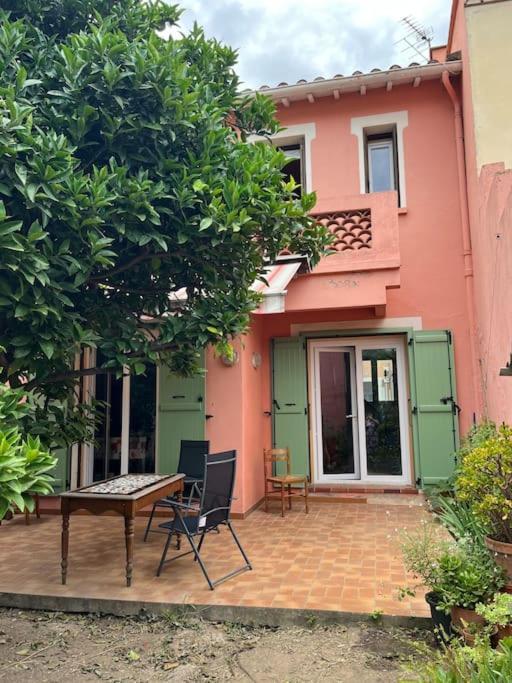 Maison De Village Vintage Avec Grand Jardin Elne Esterno foto
